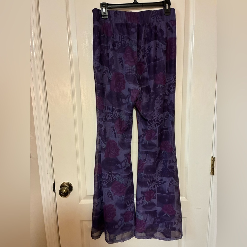 Torrid Betsey Johnson Mesh Flare Pants Purple Rose Logo Print LikeNew Condition - Picture 3 of 9